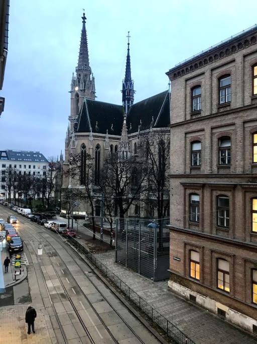 Klimatisierte Sehr Zentrale Wohnung-Loftstyle- Wien Ngoại thất bức ảnh